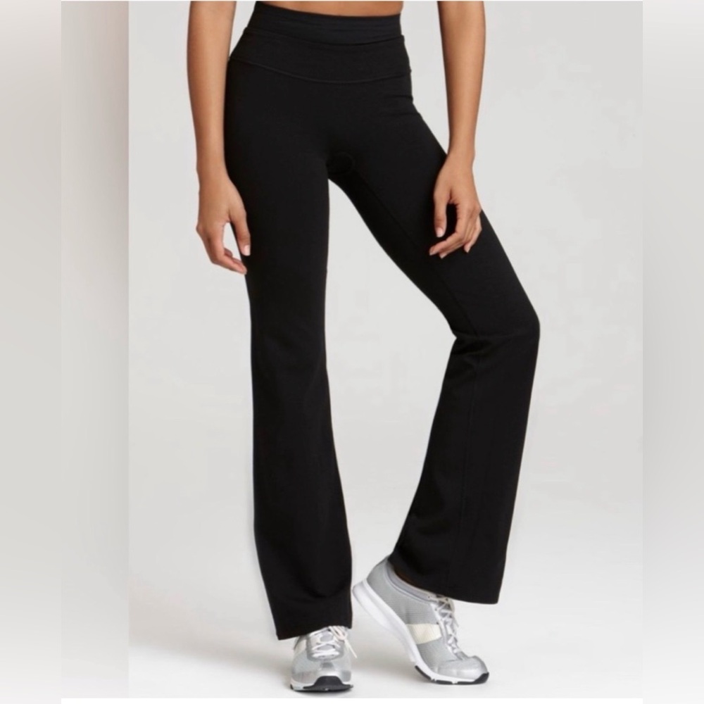 SPANX Slim X Bagel Buster Yoga Pants Flared Sz M Black Double Waistband Stretch